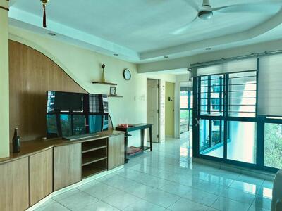 For Rent - 468A Admiralty Drive