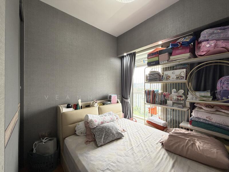 For Sale - The Tre Ver