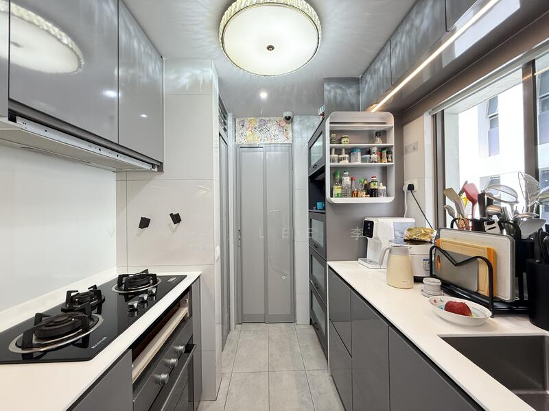 For Sale - The Tre Ver