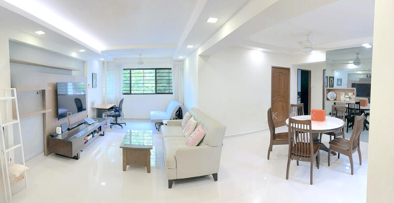 Spacious Living Dining