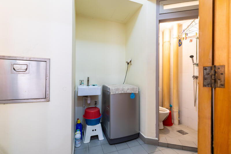 Yard + WC