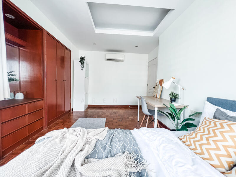 For Rent - Ridgewood Condominium