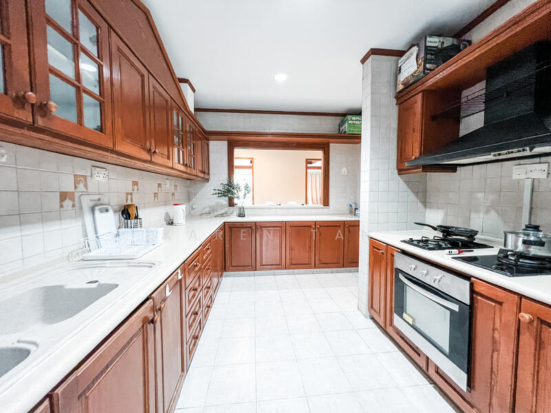 For Rent - Ridgewood Condominium