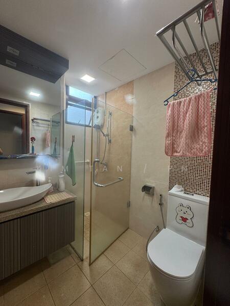Jnr Bathroom