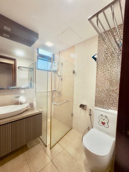 Junior Master Bathroom