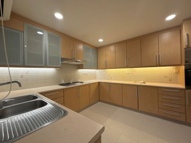 Regency Park, 3 Nathan Road, 3 Bedrooms, 3,175 sqft, Condominium For Sale, by Alex Poh, 60146528 - Kitchen - PropertyGuru.com.sg