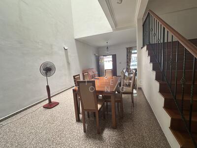 For Rent - Duku road