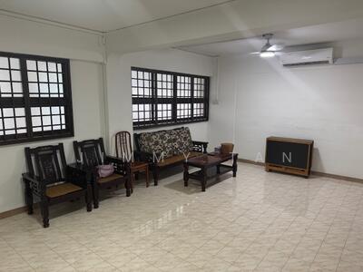 For Sale - 402 Jurong West Street 42