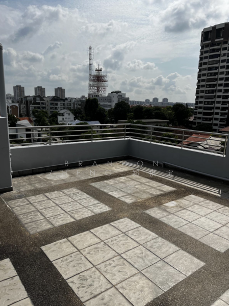 For Sale - East Signature