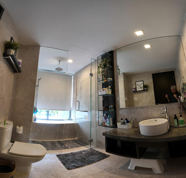 Common Bathroom