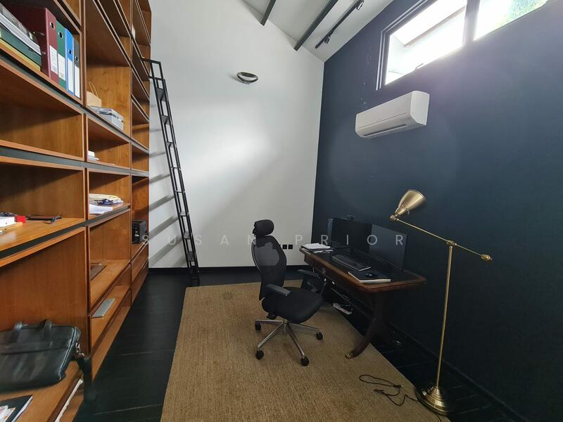 For Sale - JOO CHIAT WITH GARDEN? LOCATION LOCATION