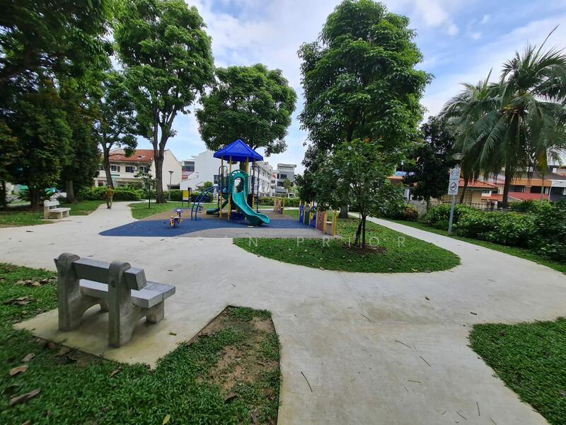 For Sale - JOO CHIAT WITH GARDEN? LOCATION LOCATION