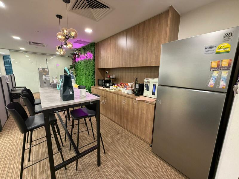 International Plaza, 10 Anson Road, 2,357 sqft, Office For Sale, by Siew Boon, 60146823 - Kitchen - CommercialGuru.com.sg