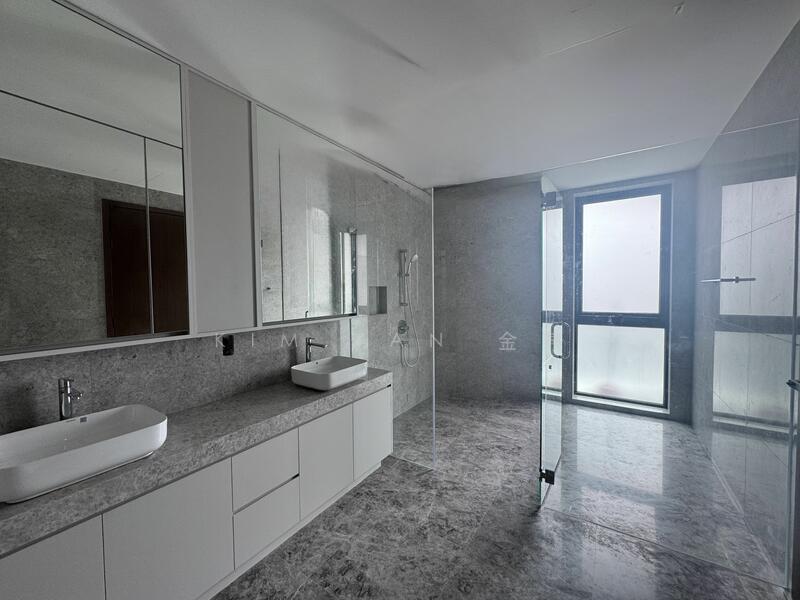 For Sale - Brand New & Luxury with Lift & basement, Living& dining hall with great view & sky light