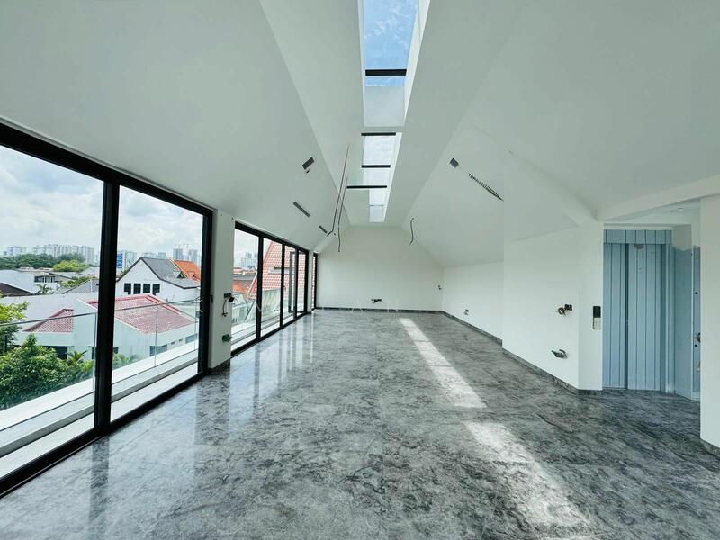 For Sale - Brand New & Luxury with Lift & basement, Living& dining hall with great view & sky light