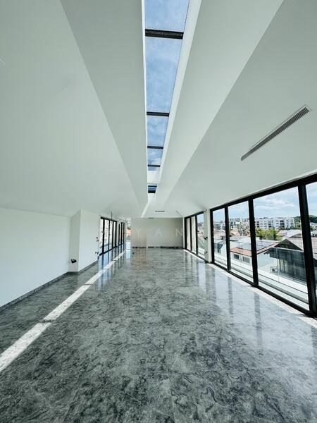 For Sale - Brand New & Luxury with Lift& basement, Living& dining hall with great view& sky light