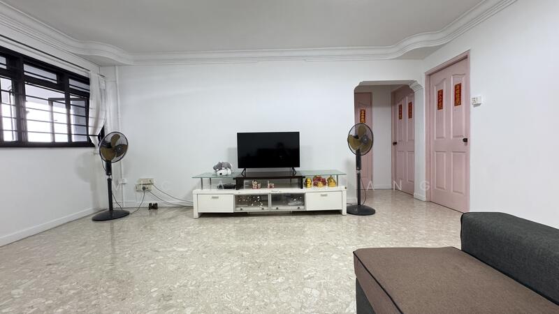 For Sale - 301 Clementi Avenue 4