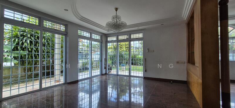 Spacious Home With 9 Ensuite Bedrooms For Rent!, Jalan Kakatua, 9 Bedrooms, 6,000 sqft, Detached House For Rent, by Christina Ng, 60146909 - PropertyGuru.com.sg