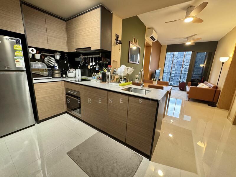Fully equipped kitchen.