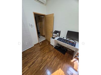 For Rent - The Lakeshore