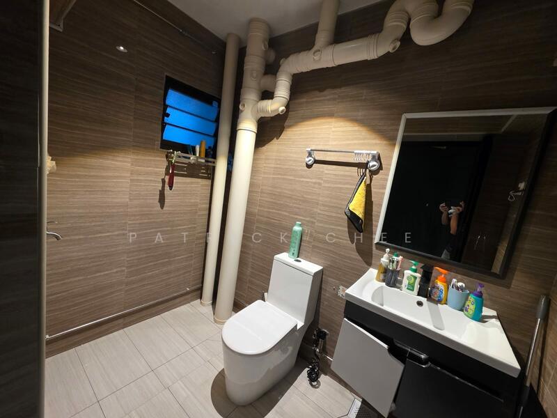 For Sale - 672A Klang Lane