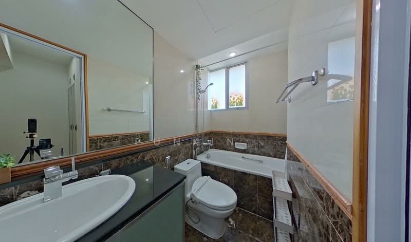 Thomson Euro-Asia, 150 Thomson Road, Room Rental, 80 sqft, Condominium For Rent, by punkin, 60147013 - Bathroom - PropertyGuru.com.sg