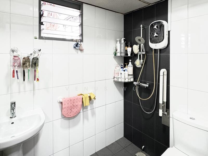 Common Bathroom