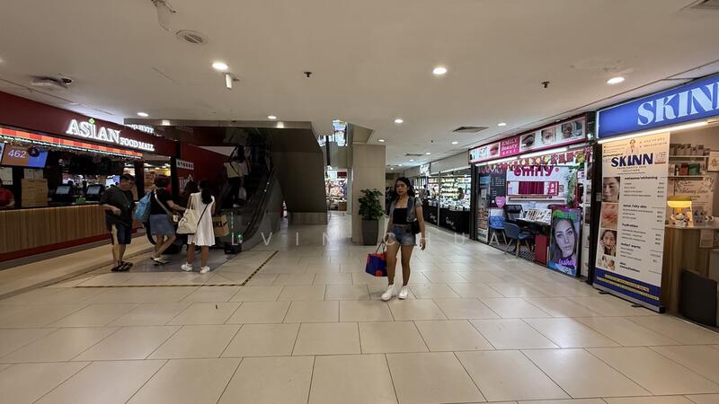Lucky Plaza, 304 Orchard Road, 204 sqft, Mall Shop For Sale, by Alvin Chua, 60147048 - Others - CommercialGuru.com.sg