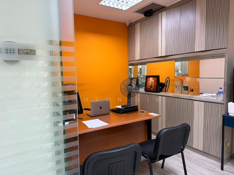 High Street Centre, 1 North Bridge Road, 646 sqft, Mall Shop For Sale, by Linson Lim, 60147075 - CommercialGuru.com.sg