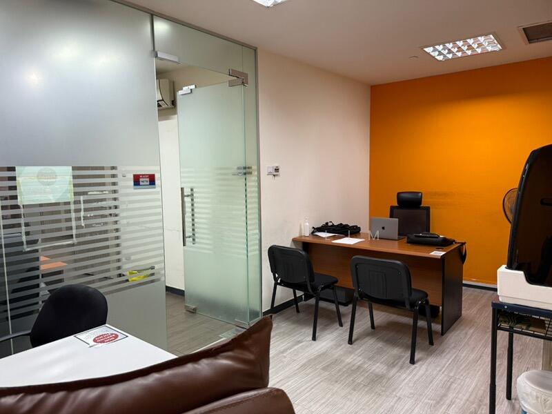 High Street Centre, 1 North Bridge Road, 646 sqft, Mall Shop For Sale, by Linson Lim, 60147075 - CommercialGuru.com.sg