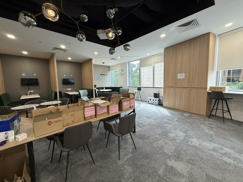 ♦️ 3 mins to Somerset MRT, Fully Sheltered, Designer Office, Move in Ready!, Designer Fitout Office, Rare List!, 3,014 sqft, Office For Rent, by Jeremy Lim, 60147157 - CommercialGuru.com.sg
