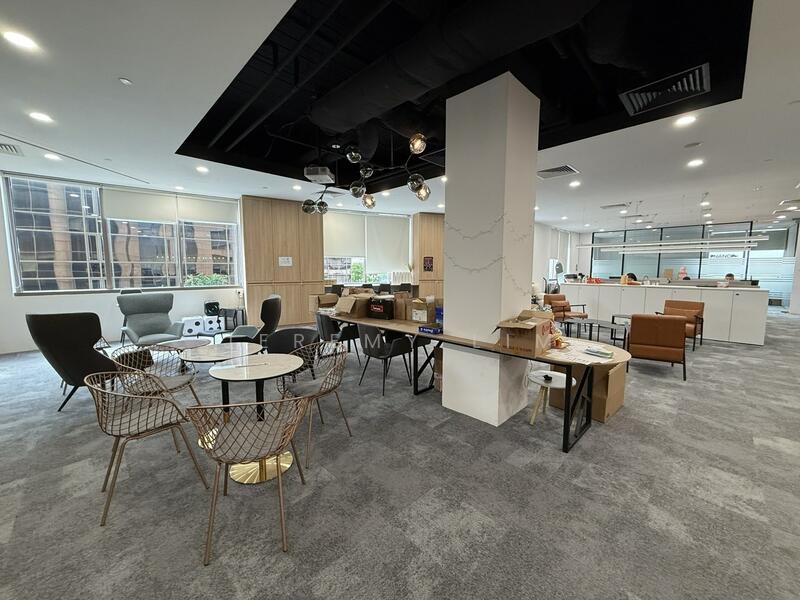 ♦️ 3 mins to Somerset MRT, Fully Sheltered, Designer Office, Move in Ready!, Designer Fitout Office, Rare List!, 3,014 sqft, Office For Rent, by Jeremy Lim, 60147157 - CommercialGuru.com.sg