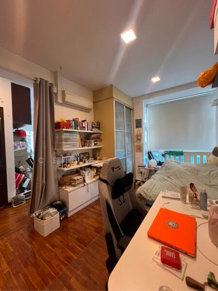 For Rent - Crystal De Azure
