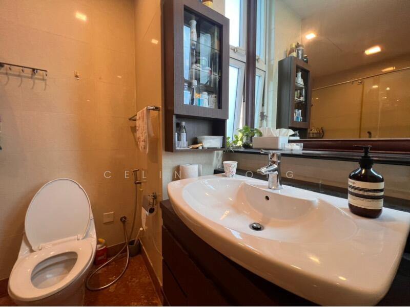 For Rent - Crystal De Azure