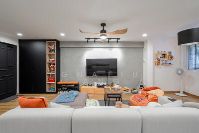 For Sale - 961 Hougang Avenue 9