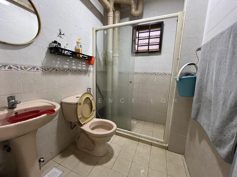 Common Bathroom