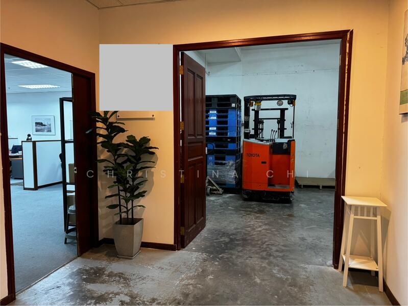Ubi Techpark, 10 Ubi Crescent, 1,938 sqft, Light Industrial (B1) For Sale, by Christina Chi, 60147369 - CommercialGuru.com.sg