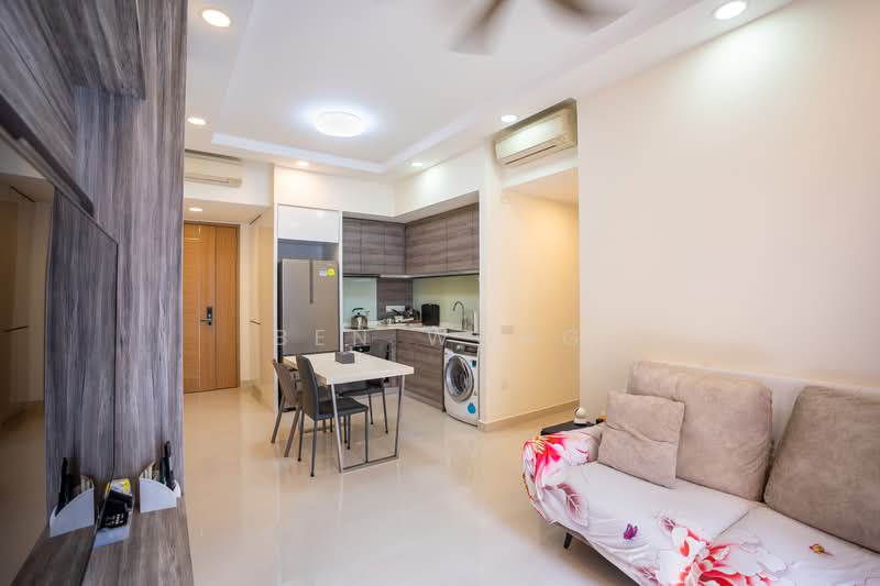 Coco Palms, 21 Pasir Ris Grove, 2 Bedrooms, 753 sqft, Condominium For Sale, by Ben Wong, 60147478 - Living Room - PropertyGuru.com.sg