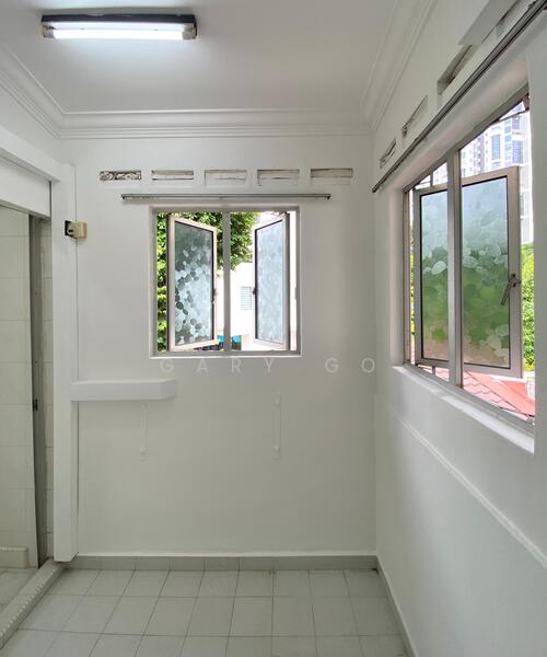 27 JALAN POKOK SERUNAI, JALAN POKOK SERUNAI, Room Rental, 300 sqft, Semi-Detached House For Rent, by Gary Go, 60147567 - Bathroom - PropertyGuru.com.sg