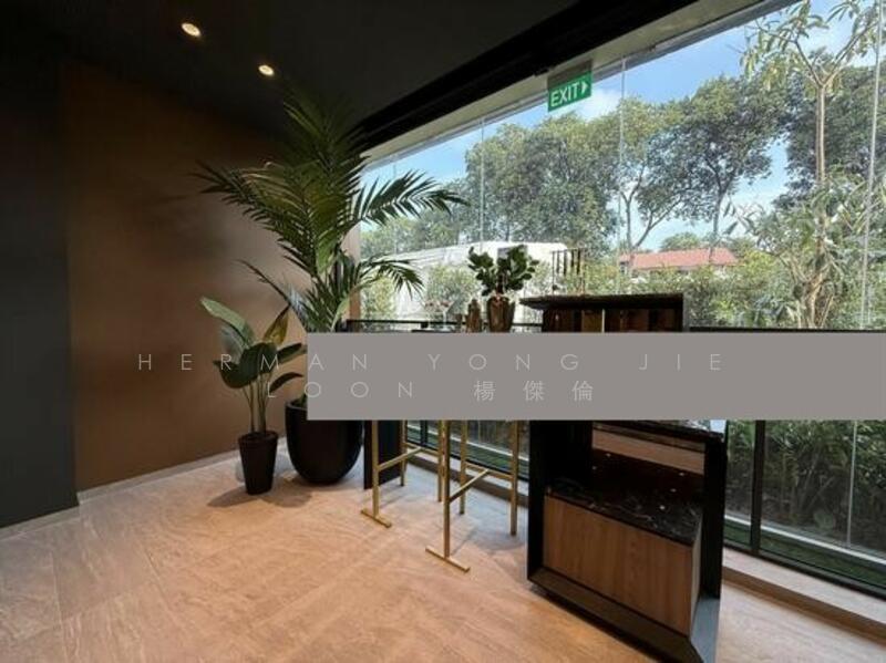 Balcony with acoustic blinds and ceiling