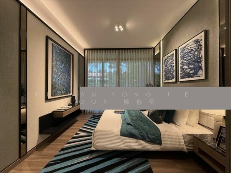 Spacious master bedroom