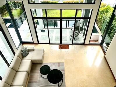 For Rent - Ocean Drive Waterfront Bungalow Newly Renovated