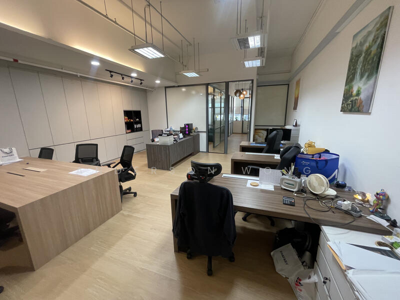 Oxley BizHub, 61 Ubi Road 1, 2,045 sqft, Light Industrial (B1) For Sale, by Anderson Wong, 60147649 - CommercialGuru.com.sg