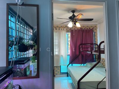 For Rent - 468B Admiralty Drive