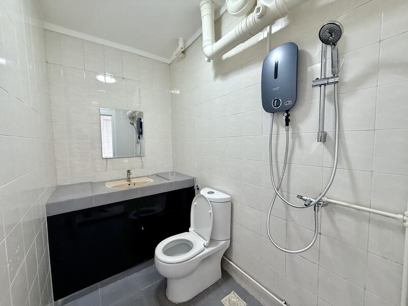 Common Bathroom