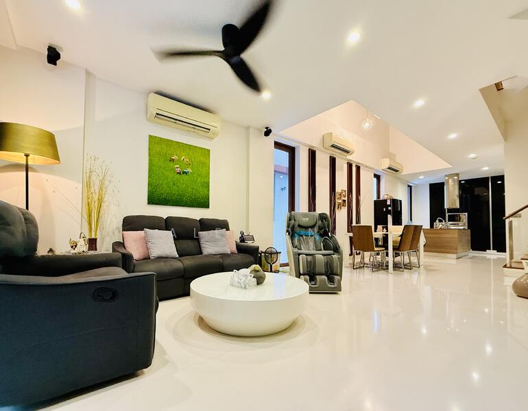 Cosy Bonding Area 