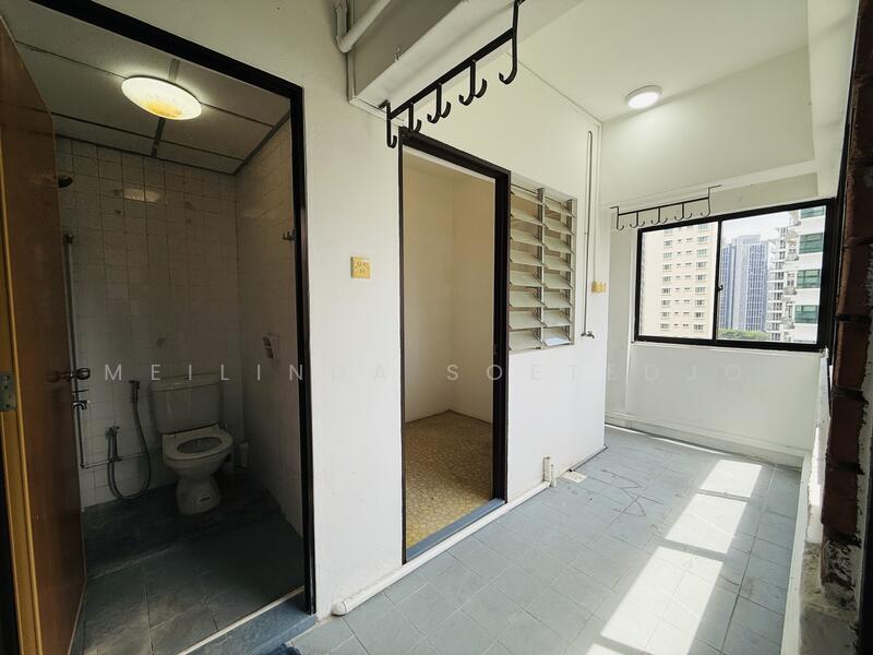 Yard, helper's room and toilet