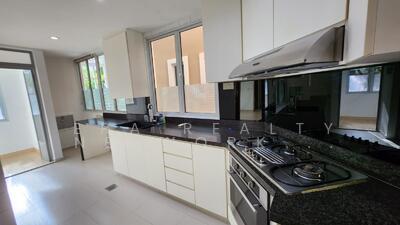 For Rent - Duchess Crest