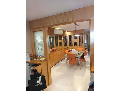 For Sale - 250 Compassvale Street