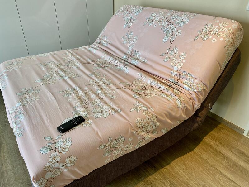 Tempur “Zero G” adjustable bed!